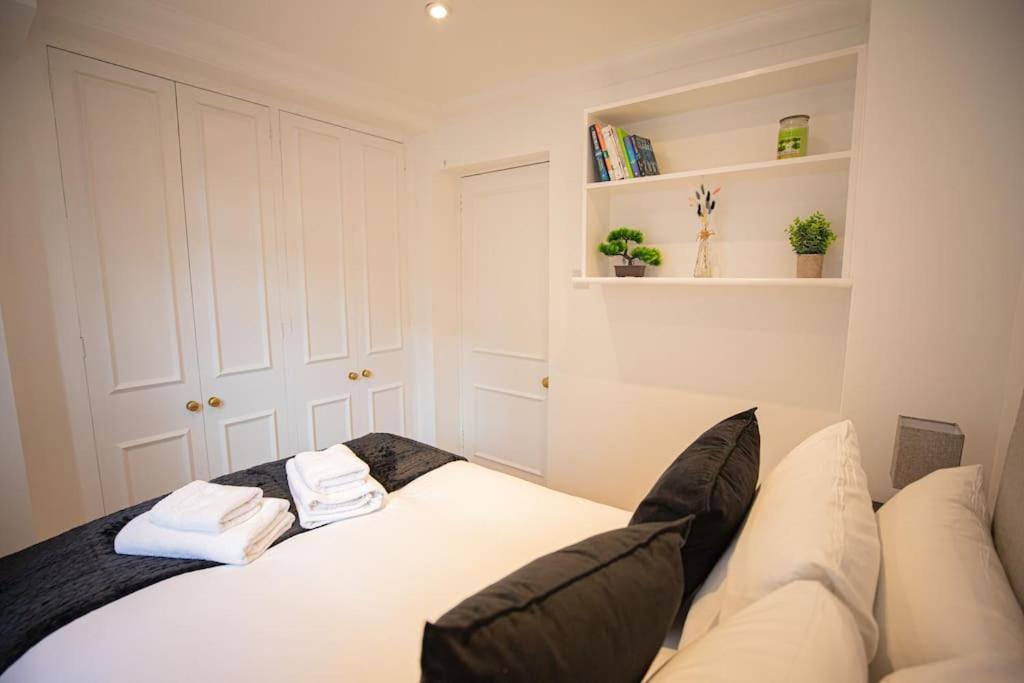 Perfect Location 4Bed 2 Bath Spacious Apartment 伦敦 外观 照片
