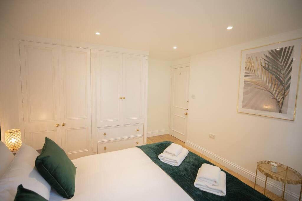 Perfect Location 4Bed 2 Bath Spacious Apartment 伦敦 外观 照片